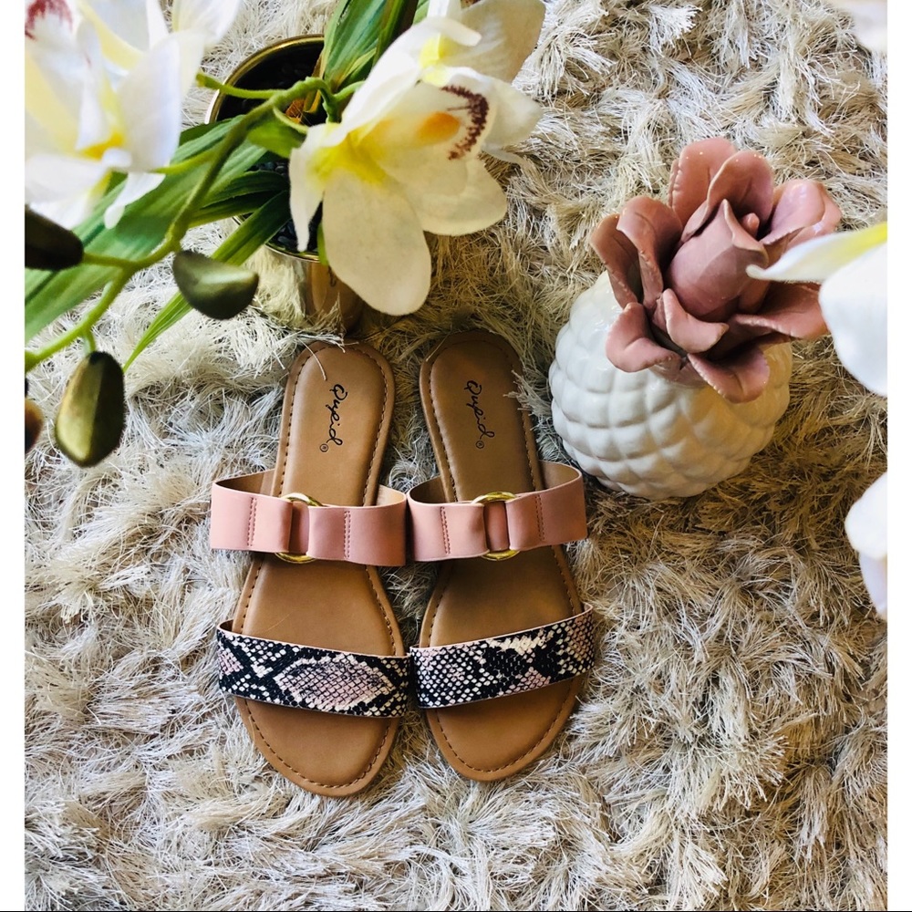 NEW Snake & Blush Sandals - Picture 1 of 5